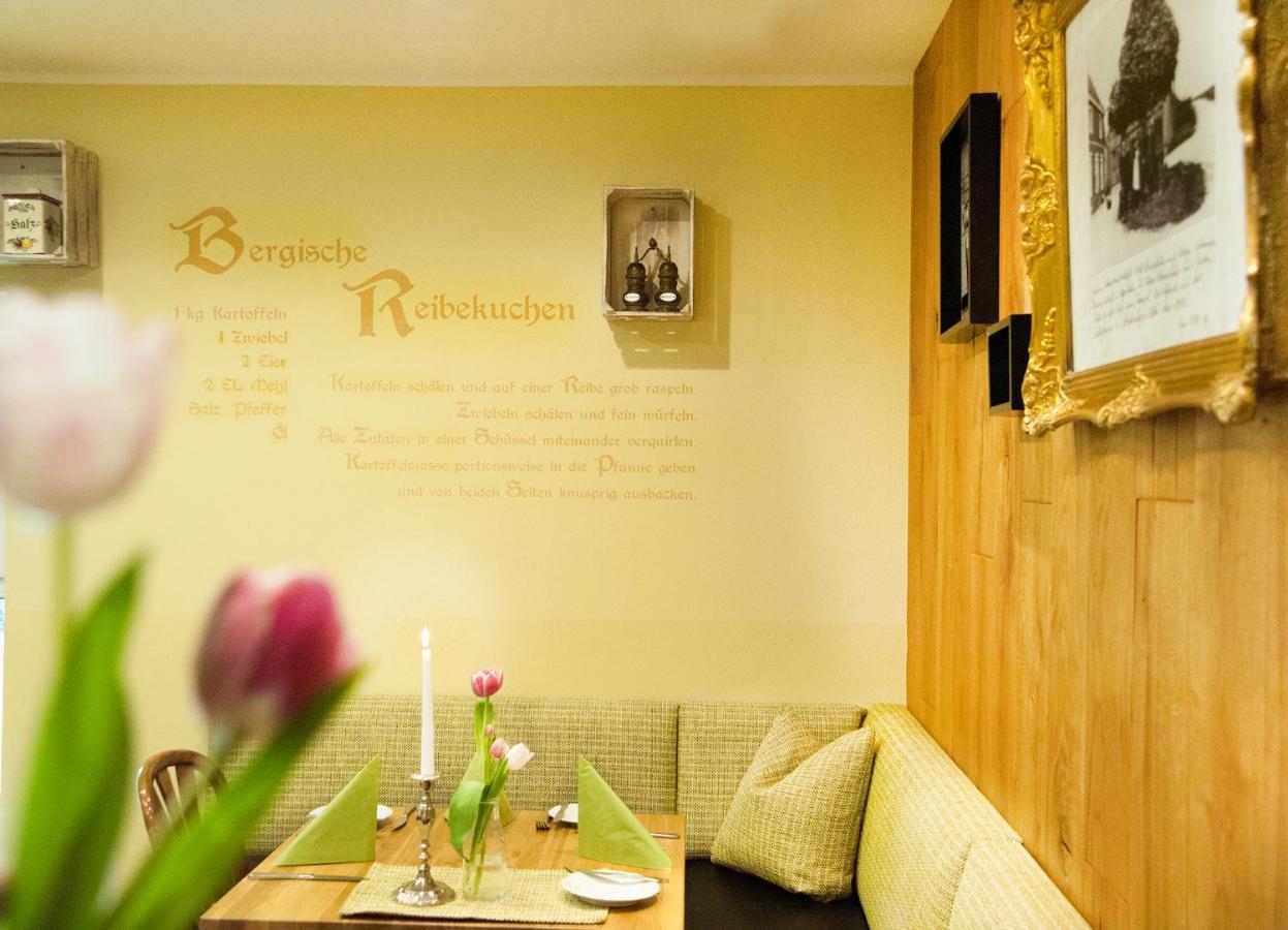 Landhotel Napoleon Wipperfurth Bagian luar foto
